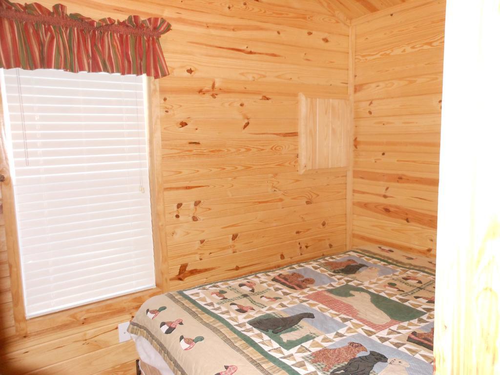 Oakzanita Springs Camping Resort Cabin 1 Descanso Kültér fotó