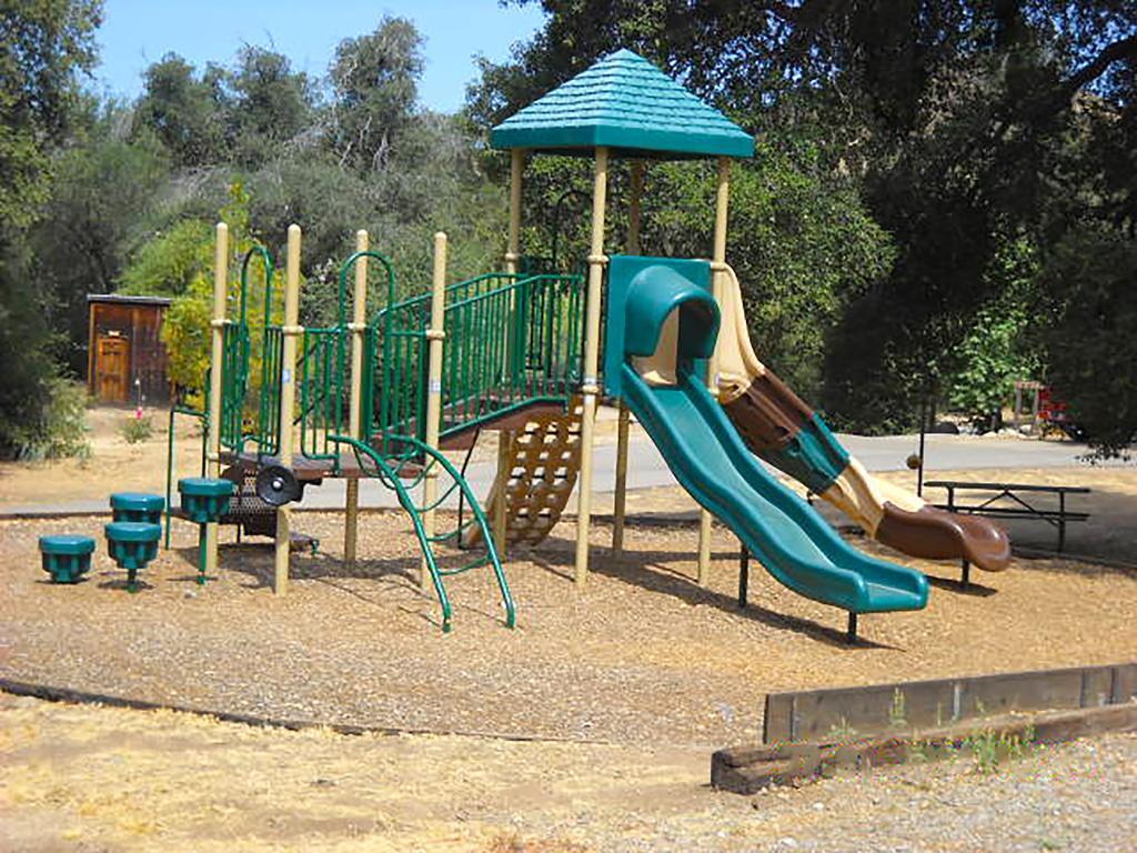 Oakzanita Springs Camping Resort Cabin 1 Descanso Kültér fotó